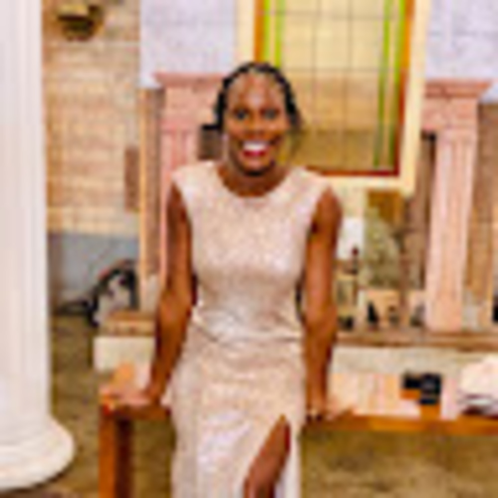 Meet your Posher, Linda